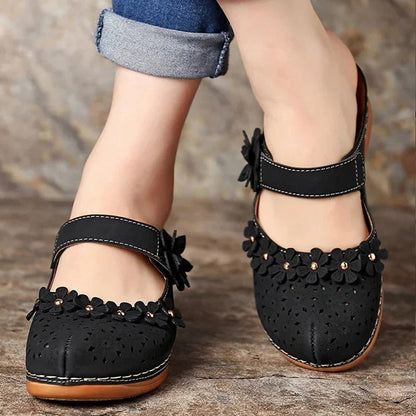 Retro Chic Hole Sandals